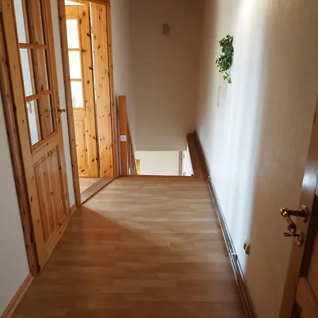 Mit Balkon Und Schleiblick *