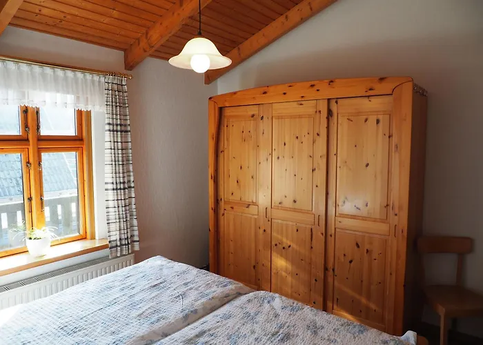 Mit Balkon Und Schleiblick *